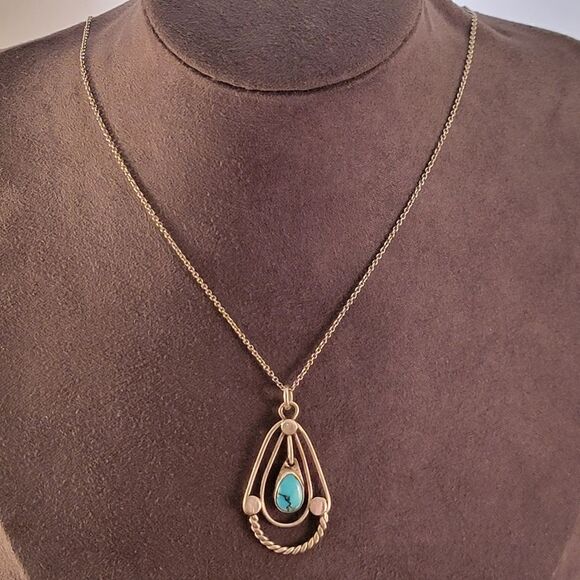 Vintage Sterling Southwestern Blue Turquoise Pendant Necklace - Picture 4 of 7